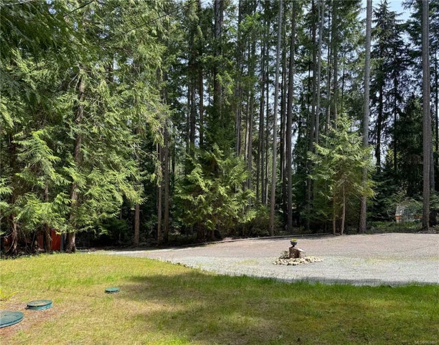 3 of 21 - 439 Berry Point Rd, Gabriola Island, BC