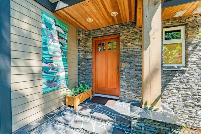 4 of 94 - 3399 Stephenson Point Rd, Nanaimo, BC