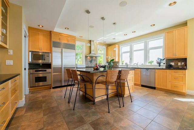 5 of 94 - 3399 Stephenson Point Rd, Nanaimo, BC