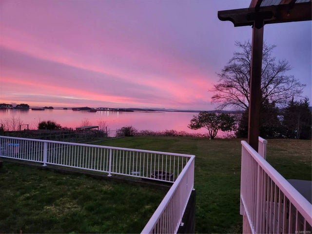 2 of 89 - 8043 Vye Rd, Crofton, BC