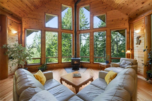 3 of 72 - 2100 Parkway Pl, Errington, BC