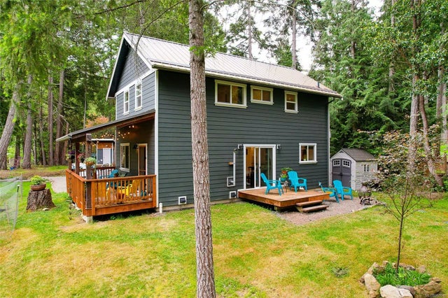 3 of 32 - 393 Dunshire Dr, Gabriola Island, BC