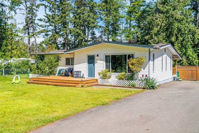 1 of 32 - 1081 Fair Rd, Errington, BC