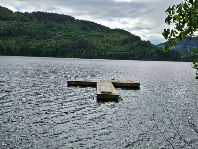 2 of 11 - 3712 Horne Lake Caves Rd, Qualicum Beach, BC