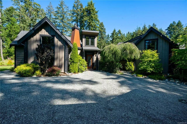 1 of 65 - 2025 Grilse Rd, Gabriola Island, BC