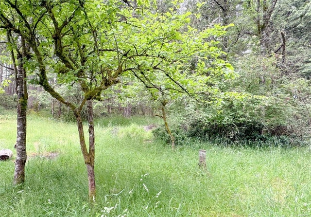 2 of 10 - Lt 31 Malaspina Dr, Gabriola Island, BC