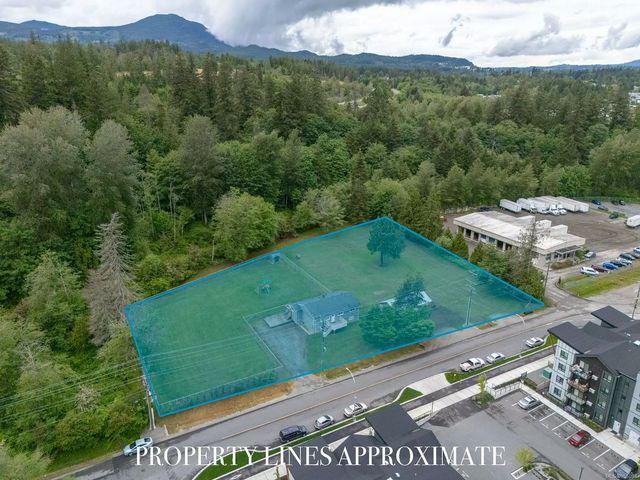 2 of 52 - 1303 Junction Ave, Nanaimo, BC