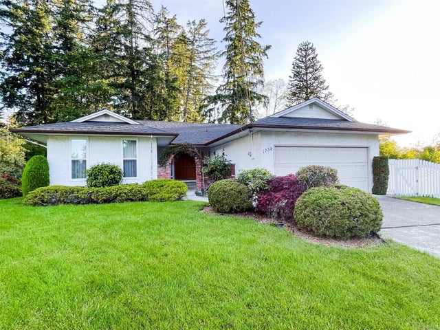 1 of 46 - 1738 Maple Glen Pl, Cowichan Bay, BC