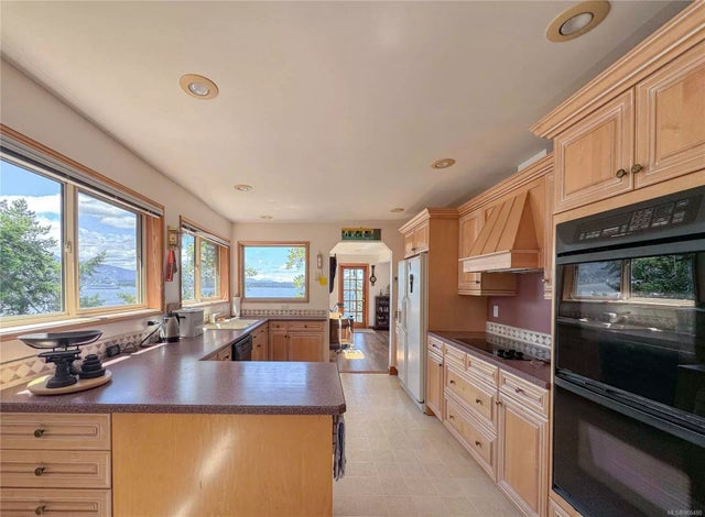 4 of 61 - 135 Easthom Rd, Gabriola Island, BC