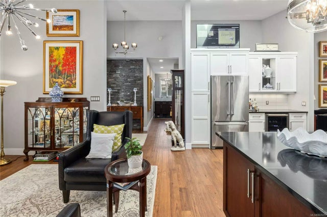 3 of 39 - 9838 Napier Pl, Chemainus, BC