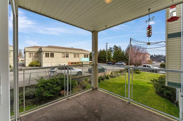 1 of 32 - 9876 Esplanade St 203, Chemainus, BC