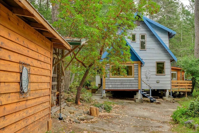 2 of 43 - 3150 Whalley Rd, Gabriola Island, BC
