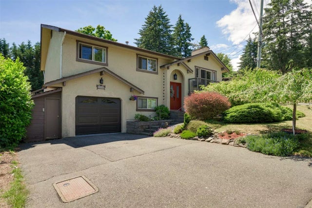 1 of 62 - 3066 Hawthorne St, Chemainus, BC