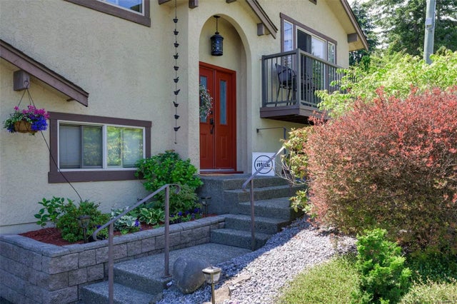 3 of 62 - 3066 Hawthorne St, Chemainus, BC