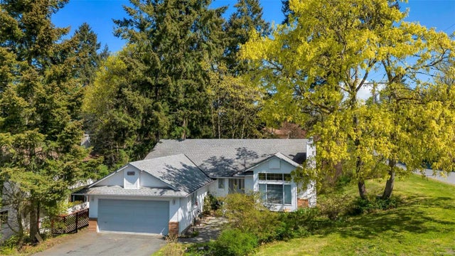 1 of 51 - 1766 Wilmot Rd, Cowichan Bay, BC