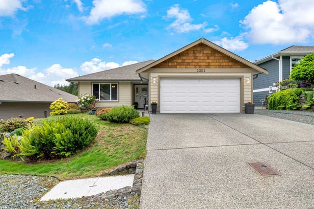 2 of 37 - 3324 Cook St, Chemainus, BC