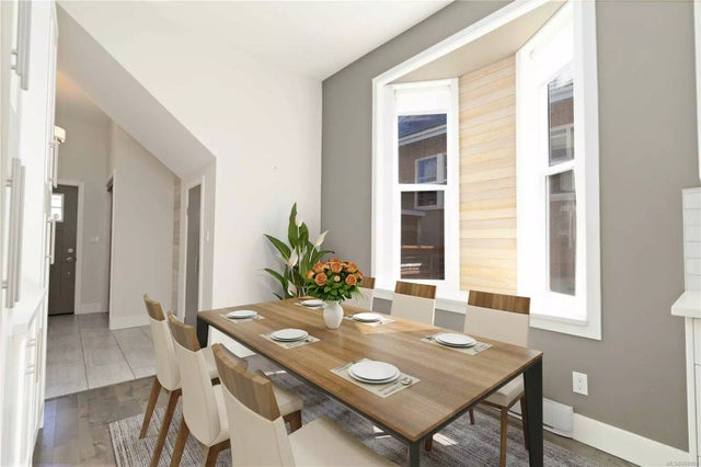 5 of 61 - 515 Wilson St, Victoria, BC