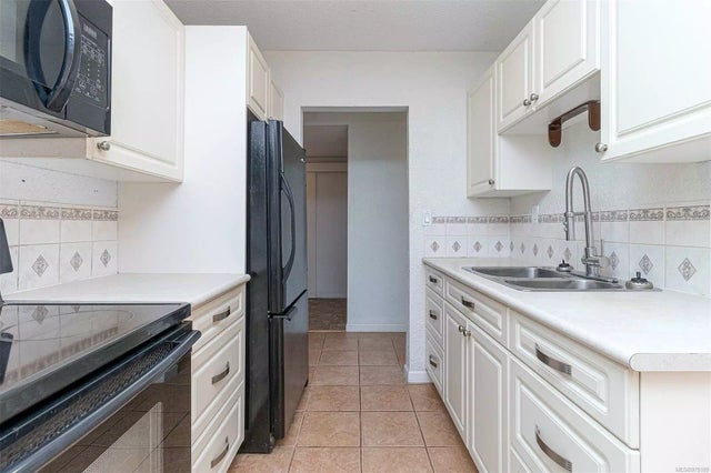 3 of 33 - 3040 Pine St 107, Chemainus, BC