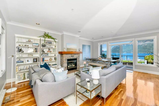 2 of 37 - 1715 Wilmot Rd 102, Cowichan Bay, BC