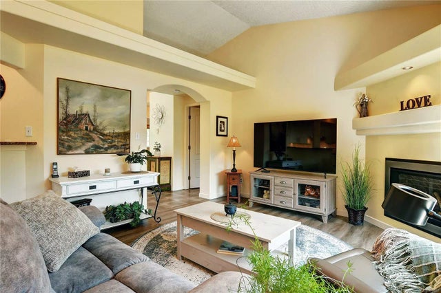 1 of 29 - 9933 Chemainus Rd 37, Chemainus, BC