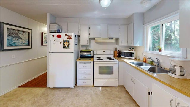 5 of 22 - 625 Gallagher Way, Gabriola Island, BC