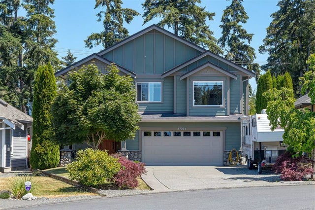 1 of 37 - 1591 Simon Pl, Cowichan Bay, BC