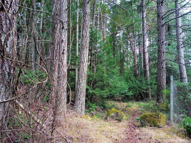 2 of 10 - Lt 47 Calderview Pl, Gabriola Island, BC