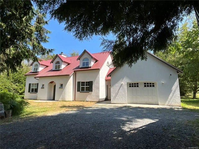 3 of 33 - 150 Rosislos Blvd, Gabriola Island, BC