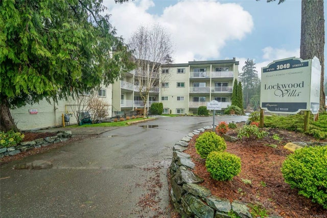 1 of 29 - 3040 Pine St 411, Chemainus, BC