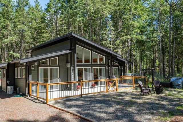 1 of 69 - 1802 Stalker Rd, Gabriola Island, BC