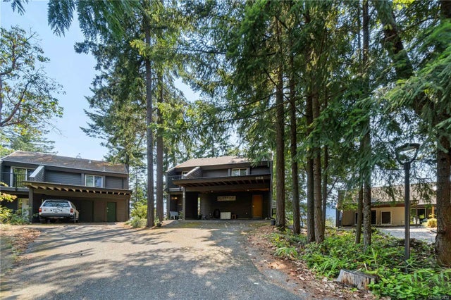 1 of 37 - 68 Summit Dr, Nanaimo, BC