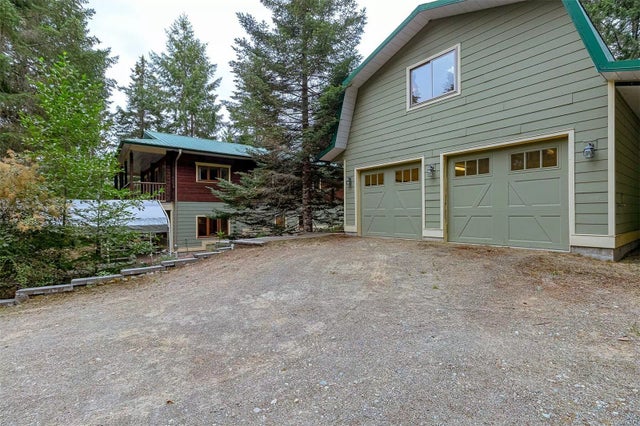 2 of 79 - 933 Middlegate Rd, Errington, BC