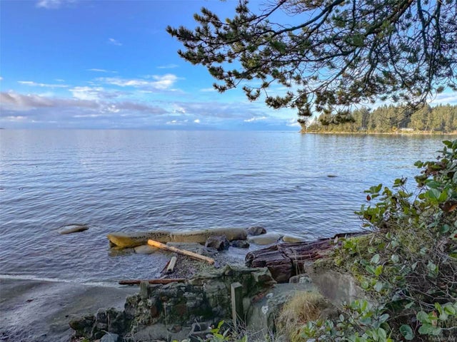 3 of 29 - 63 Malaspina Dr, Gabriola Island, BC