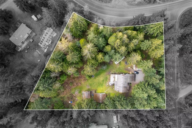 1 of 43 - 1380 Dobson Rd, Errington, BC