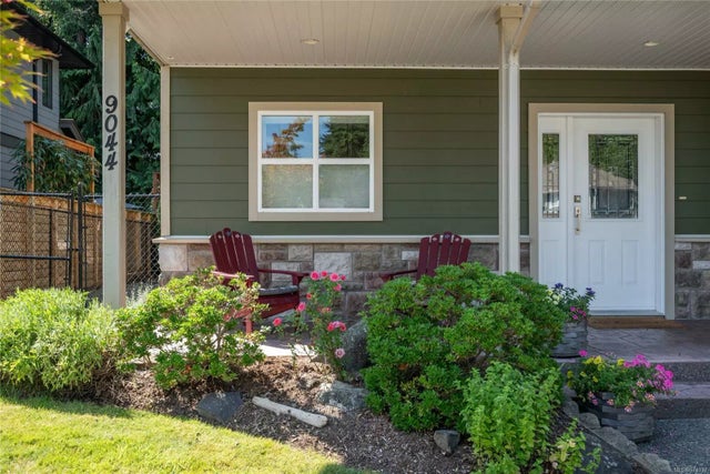 3 of 39 - 9044 Driftwood Rd, Chemainus, BC