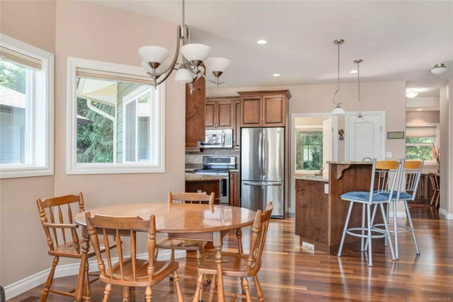 5 of 39 - 9044 Driftwood Rd, Chemainus, BC