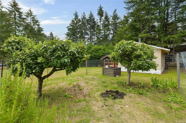 5 of 55 - 505 Arbutus Dr, Mayne Island, BC