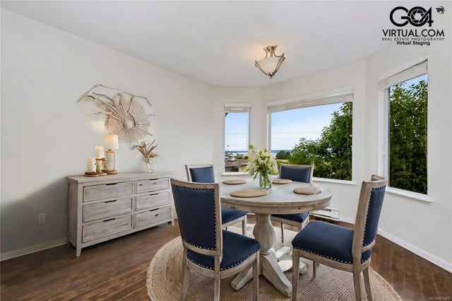 4 of 33 - 9916 Daniel St 301, Chemainus, BC