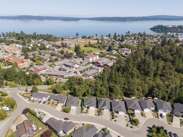 2 of 72 - 9814 Napier Pl, Chemainus, BC