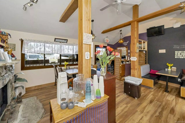 5 of 26 - 1610 Joan Ave, Crofton, BC