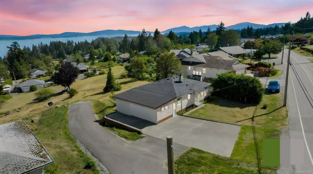 1 of 49 - 10107 Victoria Rd, Chemainus, BC