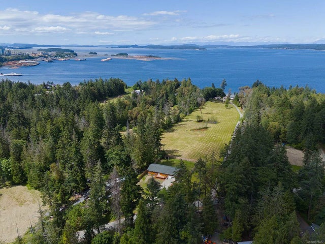 1 of 48 - 1229 Barnes Rd, Crofton, BC