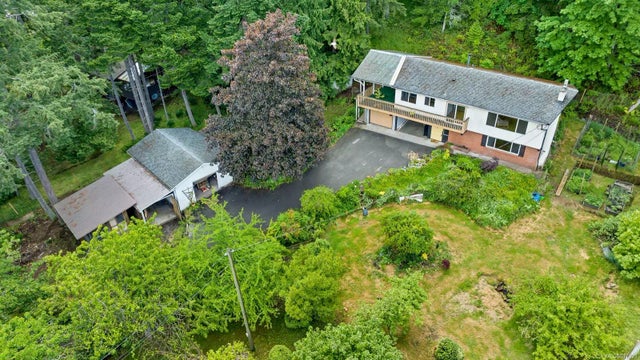 1 of 80 - 1468 Chilco Rd, Crofton, BC