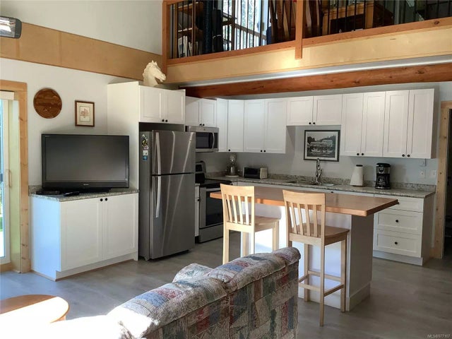 5 of 25 - 345 3rd St, Sointula, BC