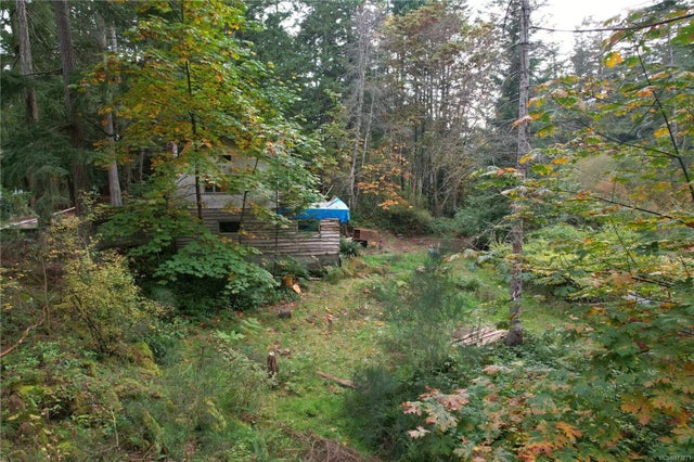 3 of 16 - 3260 South Rd, Gabriola Island, BC