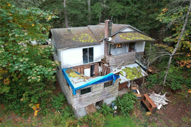 4 of 16 - 3260 South Rd, Gabriola Island, BC