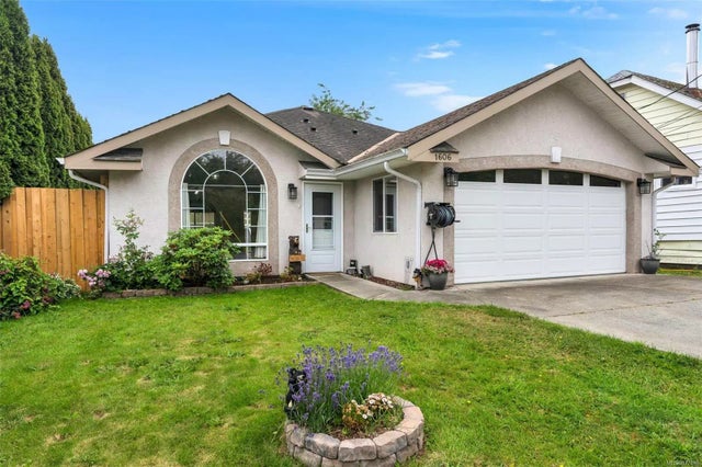 1 of 40 - 1606 Chaplin St, Crofton, BC