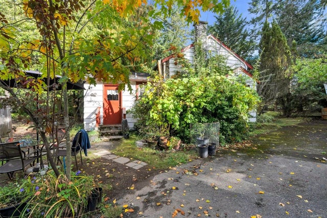 3 of 24 - 4505 Waldy Rd, Cowichan Bay, BC