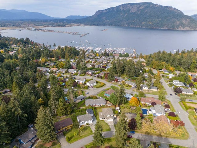 2 of 80 - 1703 Willow Glen Pl, Cowichan Bay, BC