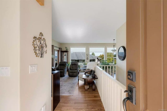 3 of 39 - 1584 Adelaide St 4, Crofton, BC